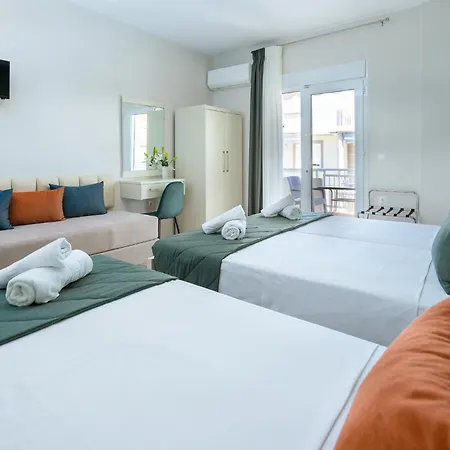 Angela Aparthotel 3*