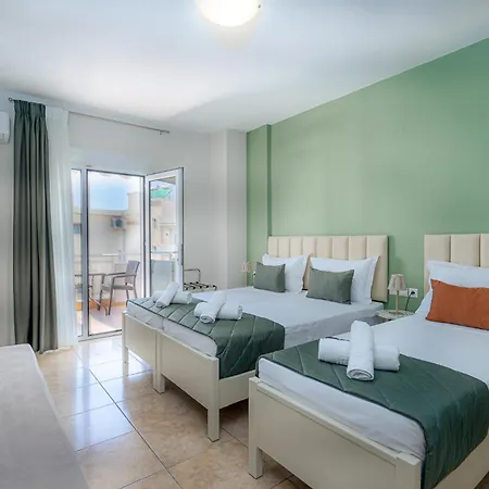 Angela Aparthotel 3*