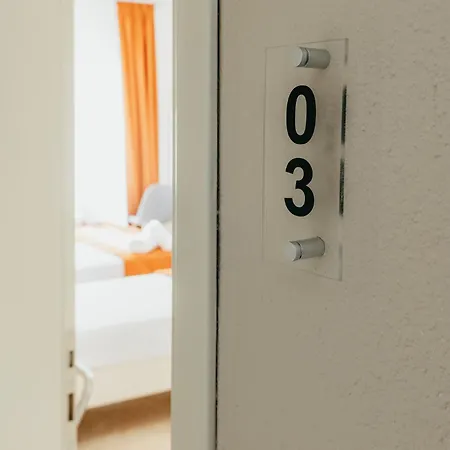 Lejlighedshotel Angela 3*