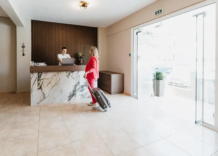 Angela 3* Leptokaryá